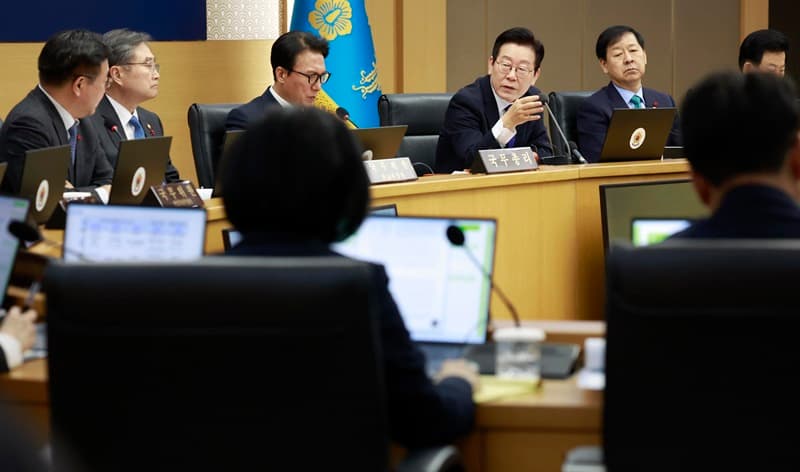 이재명 대통령, 투명국정 및 사회적 경제 활성화 강조