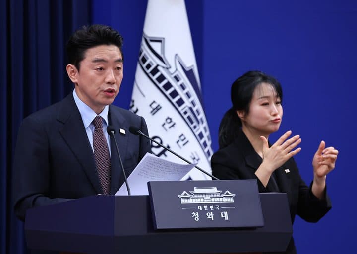 정부, UAE 체류 국민 귀국길 열고 원유 600만 배럴 긴급 도입