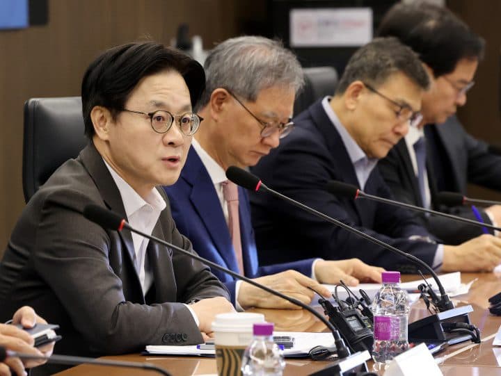 주유소 기름값 꼼수 인상, 정부가 직접 막는다