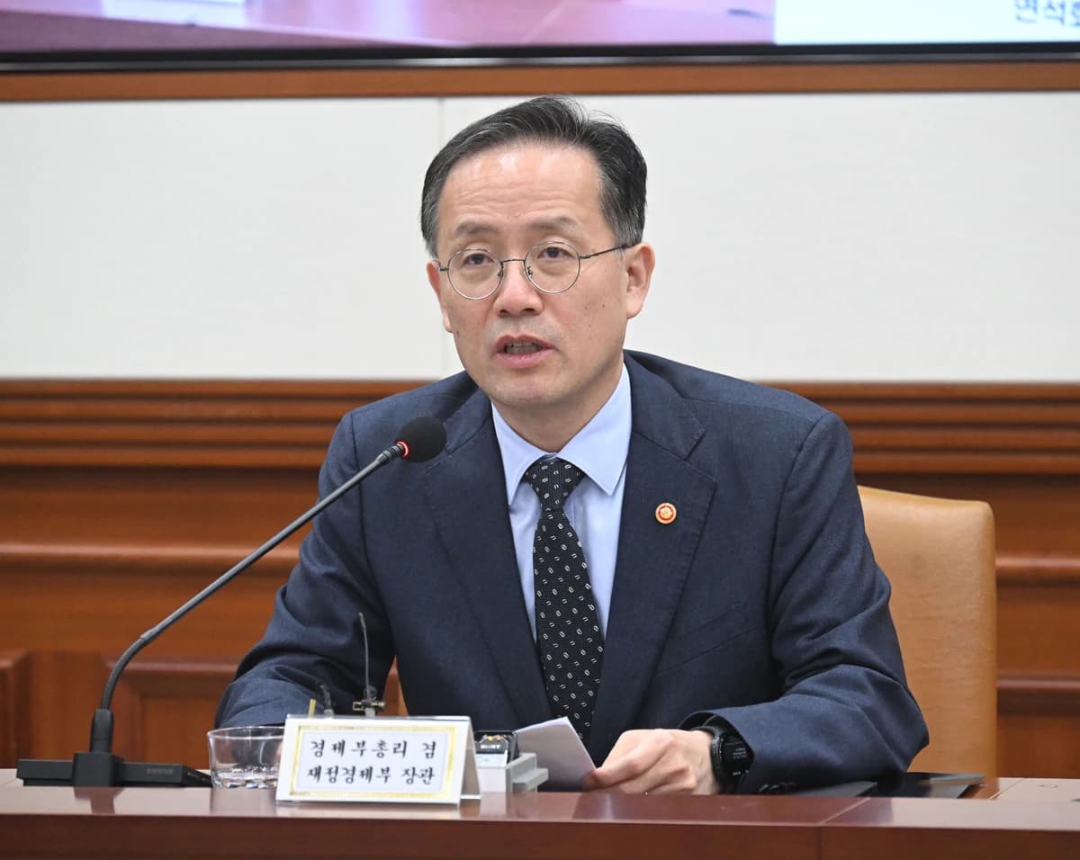 100인 이상 사업장, 2028년부터 퇴직급여 사외적립 의무화