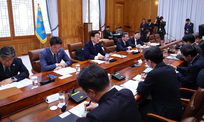 기름값 상한선 생긴다, 정부 ‘최고가격제’ 도입 추진