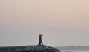 오죽헌서 전통문화 체험 즐기고 K-관광 혜택 받으세요