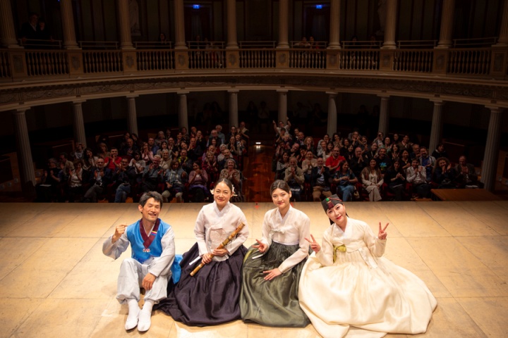 국내 첫 공개 스트라디바리우스 바이올린 전시