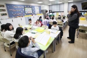 새해부터 밤 12시까지 아이 맡긴다! 5천원에 안심 돌봄 서비스 시작