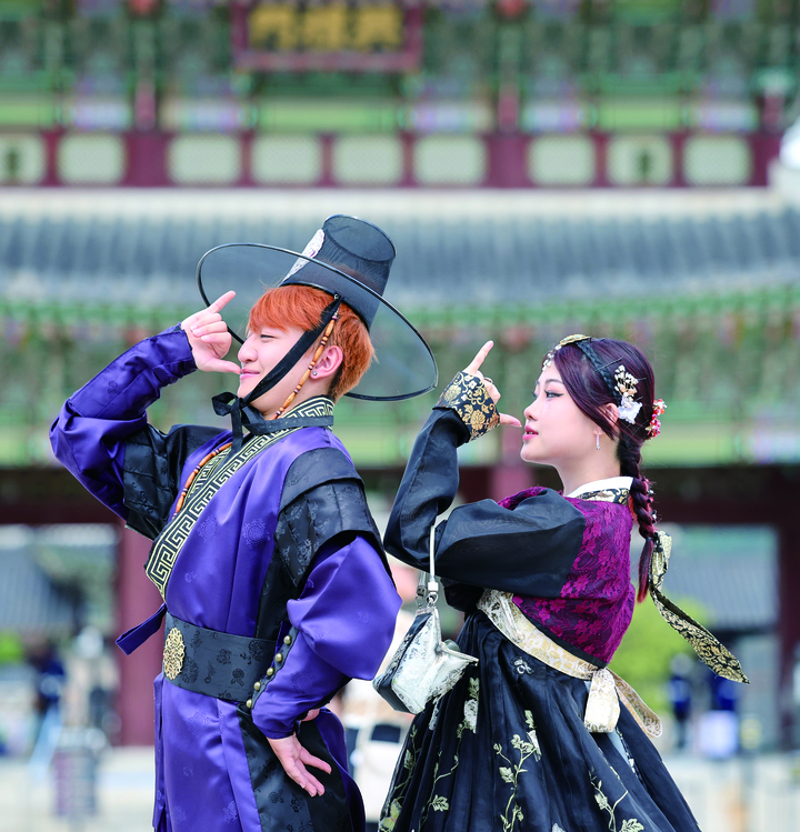 넷플릭스 '케데헌' 소다팝 안무 배우고 K-문화 축제 주인공이 된다