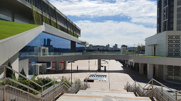 우리 동네에 돈과 기회가 쏟아진다! 수원, 국제회의복합지구 선정으로 지역 경제 활짝 핀다