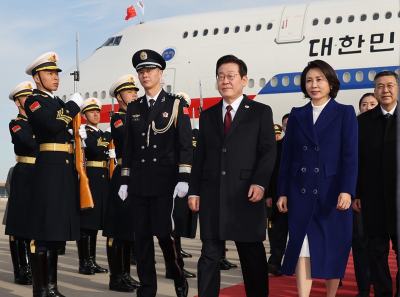 한중 정상회담으로 내 지갑이 두둑해진다! 경제 활성화와 새로운 일자리 혜택이 기대된다!