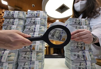 해외 자금 조달 비용 낮아진다, 기업 투자 늘고 경제 안정 기대