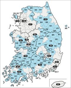 여행 경비 반값 환급, 매달 15만원 기본소득도 지급한다